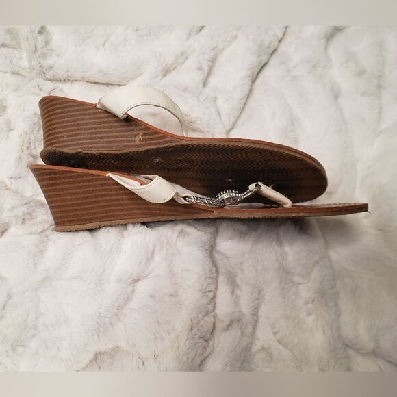 Bamboo Sandals   - Picture 6 of 10